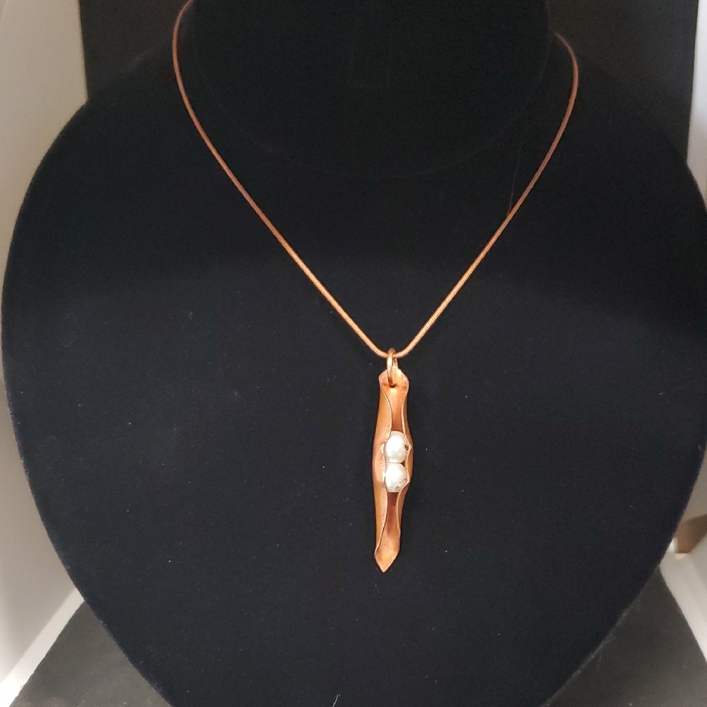 Elegant Handmade Copper Pendant Necklace